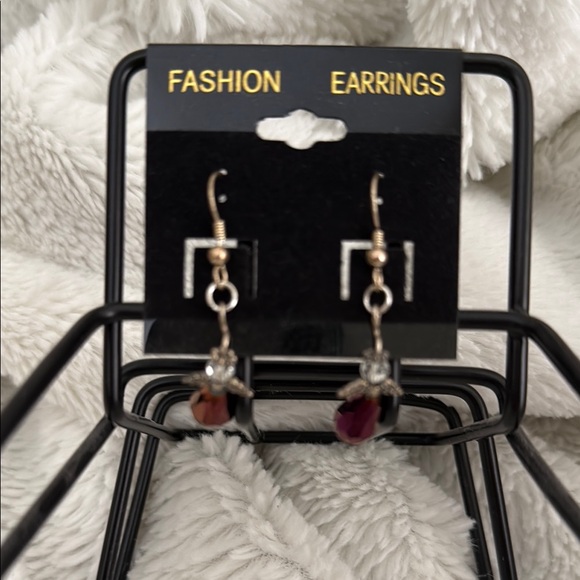 Jewelry - Elegant Silver and Red Drop Earrings handmade